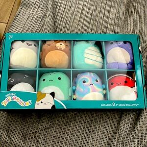 Squishmallow MINIS bundle. Includes 8, 5” unique mini squishmallows.